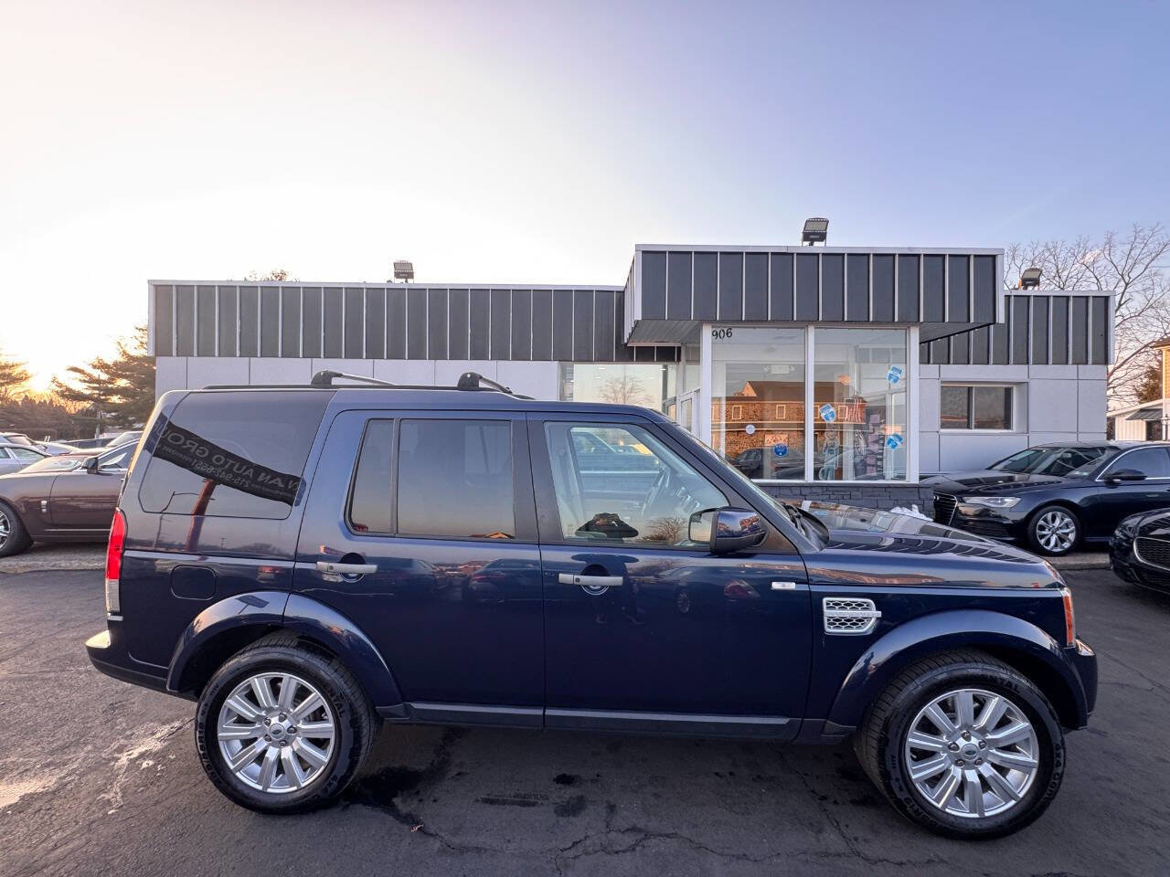 Used 2013 Land Rover LR4 HSE image 9