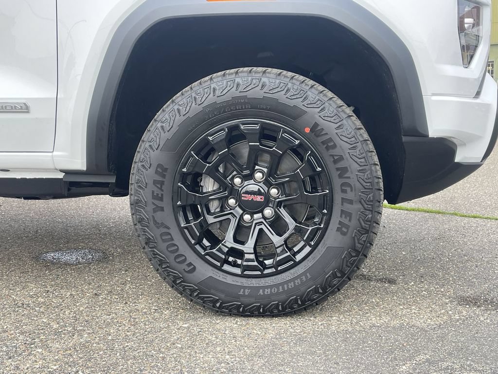 New 2026 GMC Canyon Elevation w/ Convenience Package RWD image 32