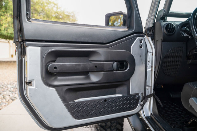 Used 2008 Jeep Wrangler Rubicon w/ Dual Top Group image 37