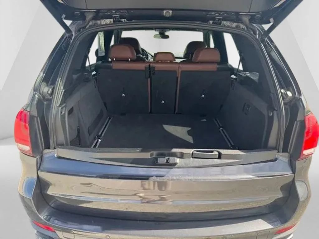 Used 2018 BMW X5 xDrive50i AWD/4WD image 31