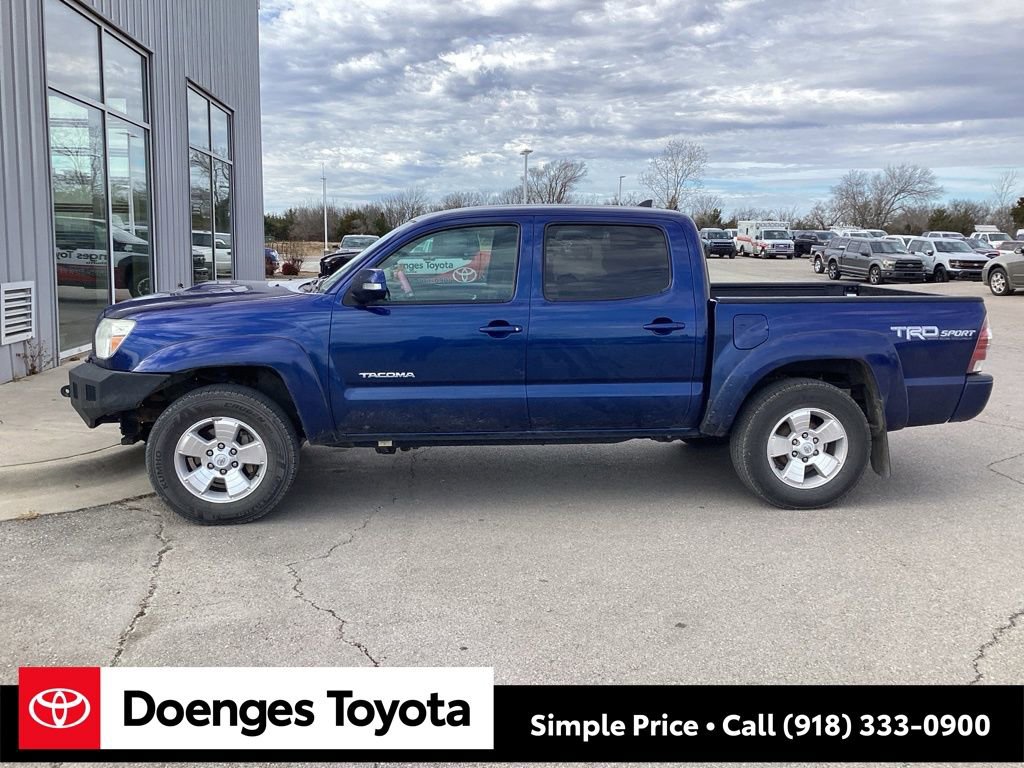 Used 2015 Toyota Tacoma 4x4 Double Cab image 4