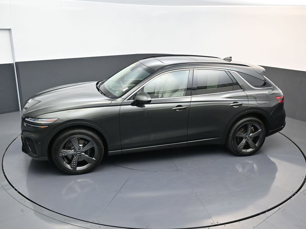 Used 2025 Genesis GV70 3.5T Sport w/ Sport Prestige Package image 21