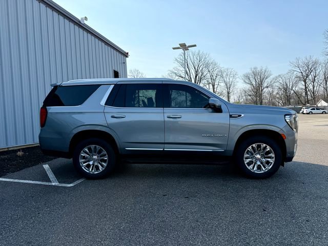 Used 2024 GMC Yukon Denali w/ Advanced Technology Package AWD/4WD image 7