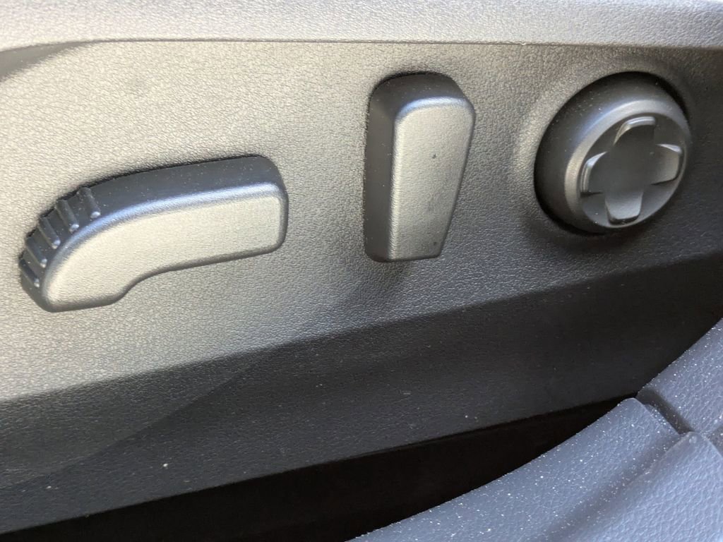 Used 2023 Subaru Outback Touring image 21