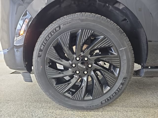 Used 2025 Lincoln Navigator L Reserve w/ Jet Appearance Package AWD/4WD image 26