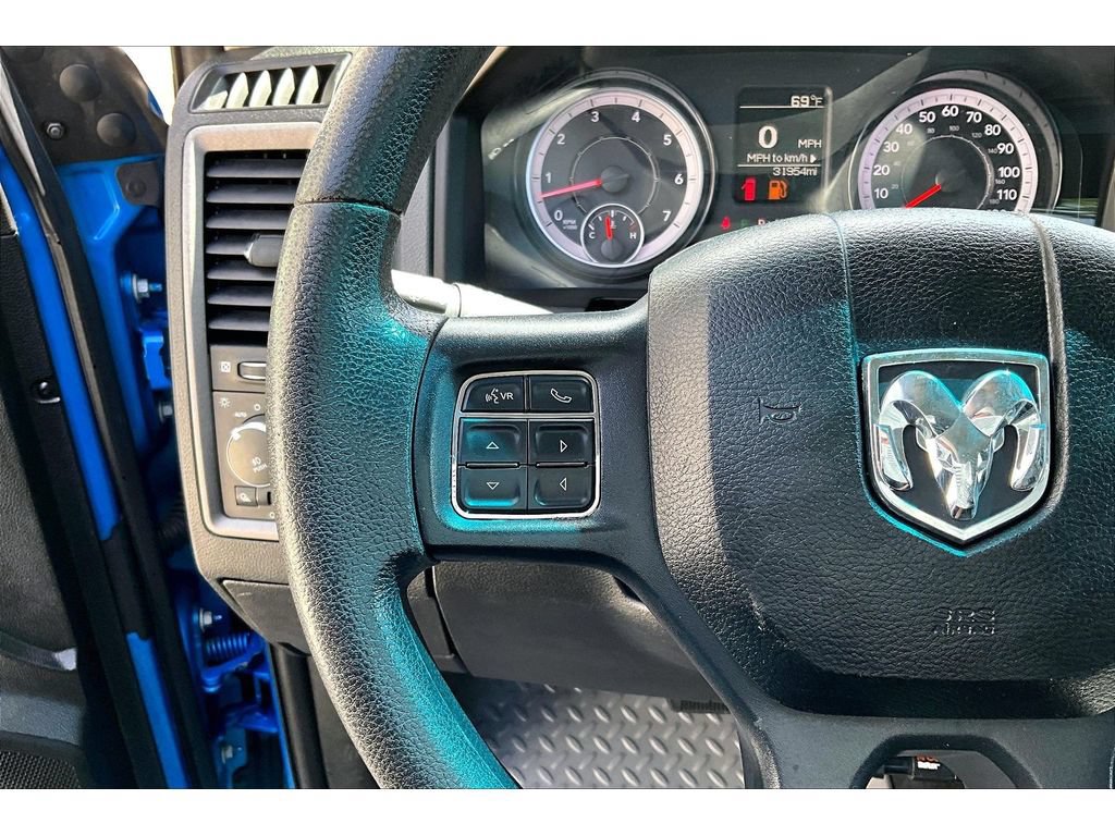 Used 2019 RAM 1500 Express w/ Hydro Blue Sport Package AWD/4WD image 18