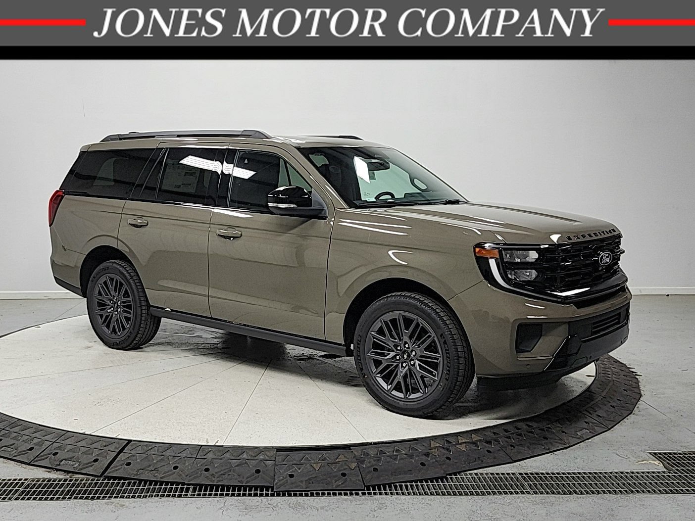 New 2027 Ford Expedition Platinum w/ Stealth Appearance Package