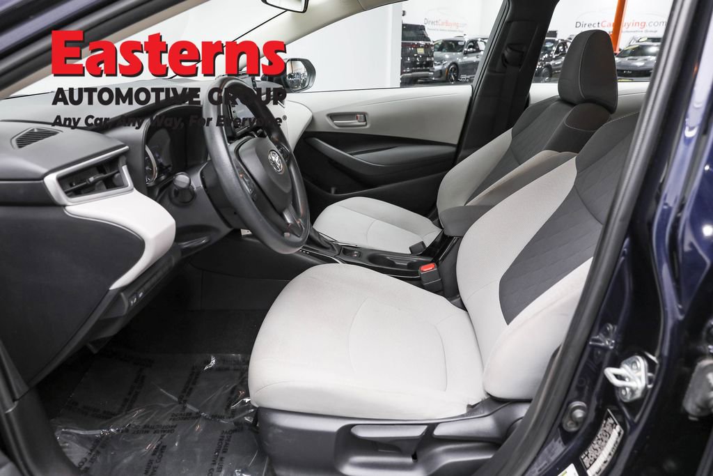 Used 2022 Toyota Corolla LE w/ Carpet Mat Package (TMS) image 14