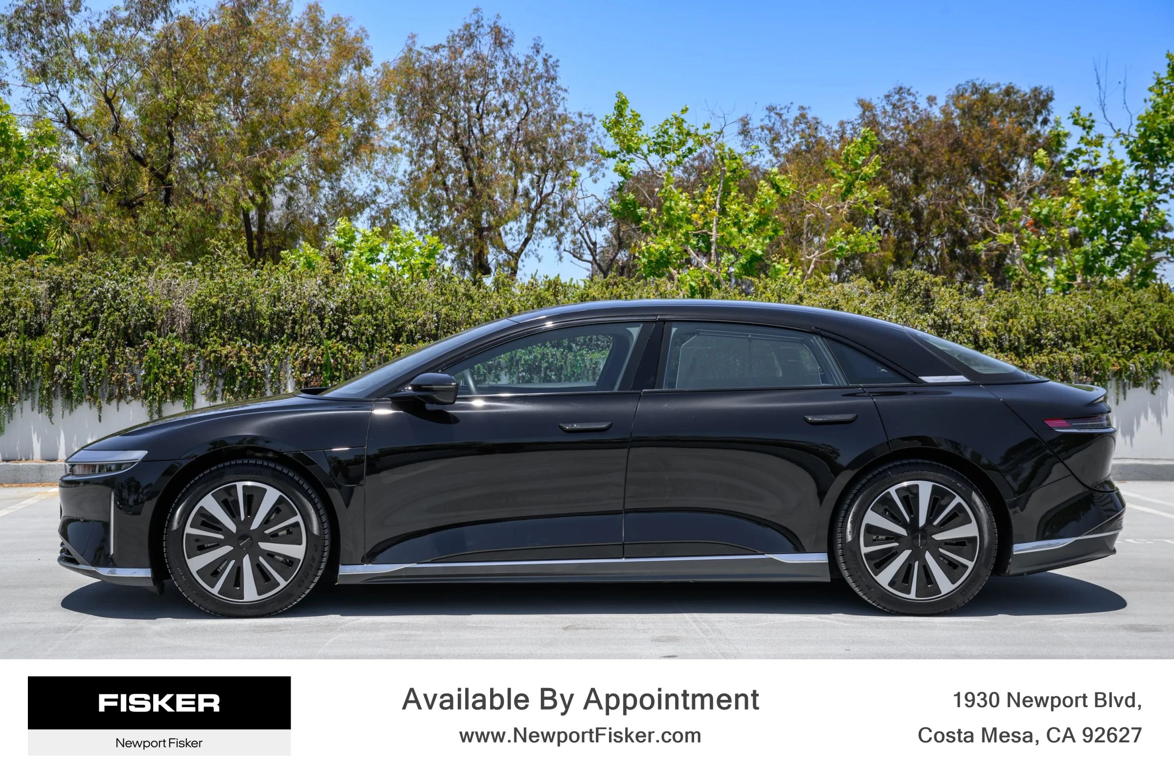 Used 2024 Lucid Air Touring AWD/4WD image 3