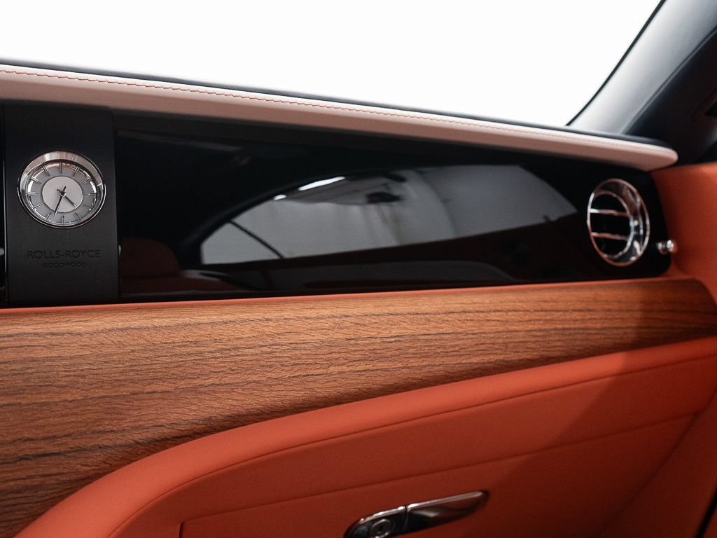 Certified 2024 Rolls-Royce Spectre w/ Spectre Launch Package AWD/4WD image 39