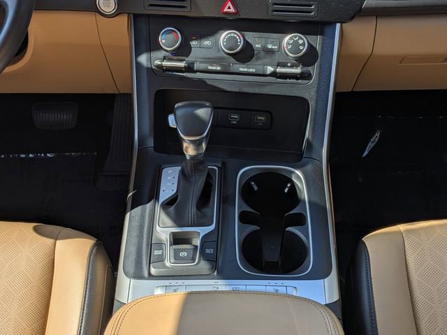 Used 2024 Kia Carnival LX FWD image 18