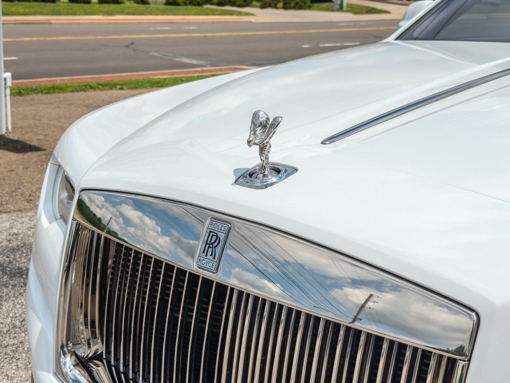 Used 2018 Rolls-Royce Dawn RWD image 61
