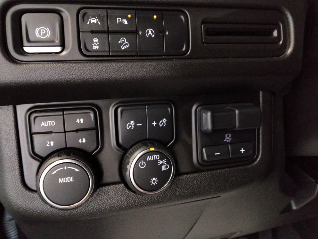 Used 2023 Chevrolet Tahoe Z71 w/ Max Trailering Package image 19