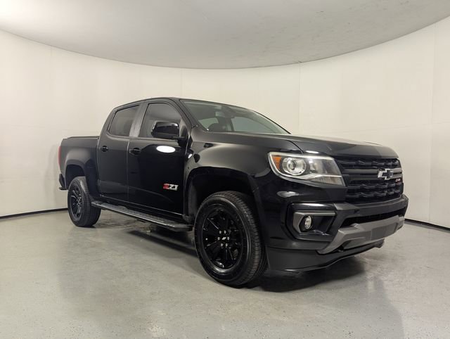 Used 2021 Chevrolet Colorado Z71 w/ Z71 Midnight Edition AWD/4WD image 3