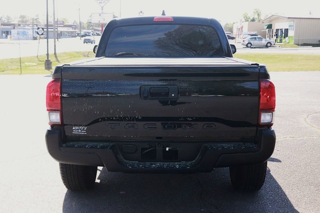 Used 2022 Toyota Tacoma SR image 6