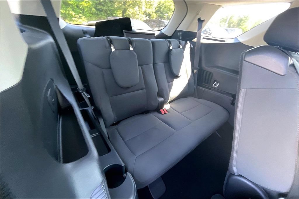Certified 2025 Ford Explorer Active RWD image 27