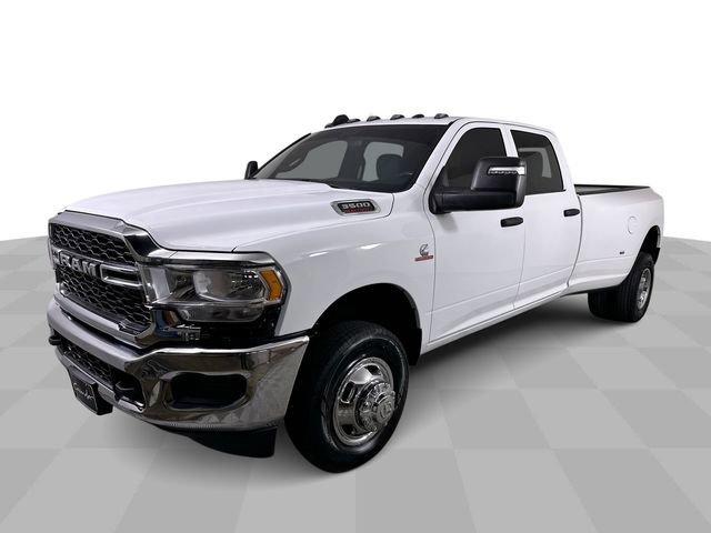 Used 2024 RAM 3500 Tradesman w/ Chrome Appearance Group image 4