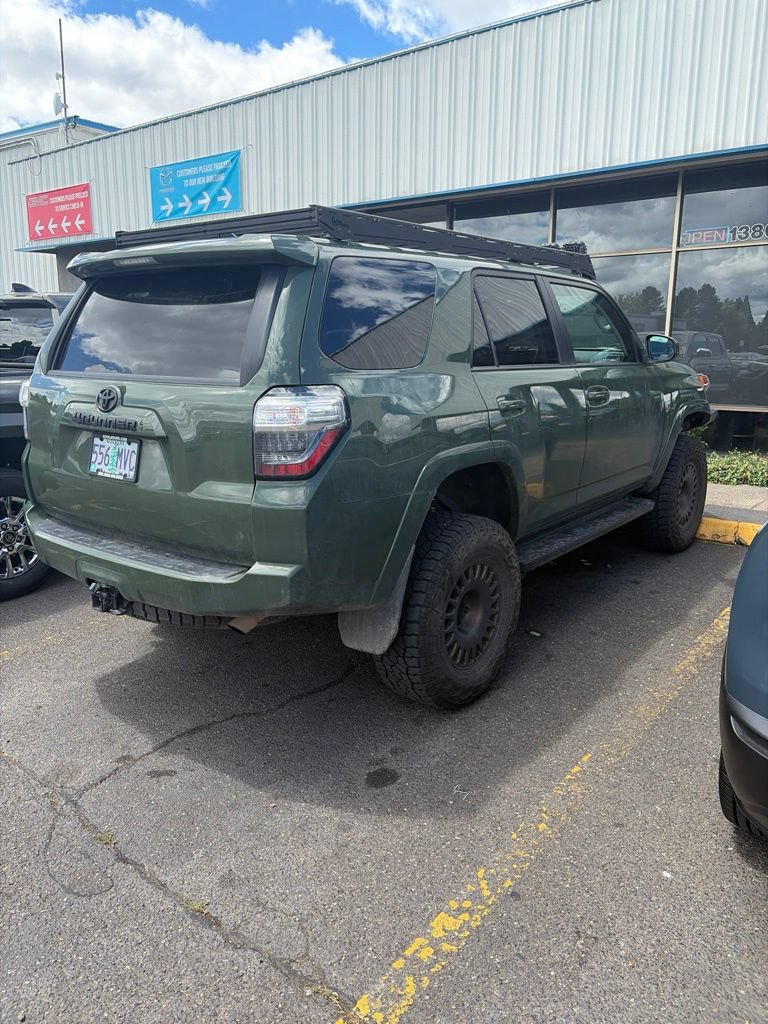 Used 2021 Toyota 4Runner Trail Special Edition AWD/4WD image 3