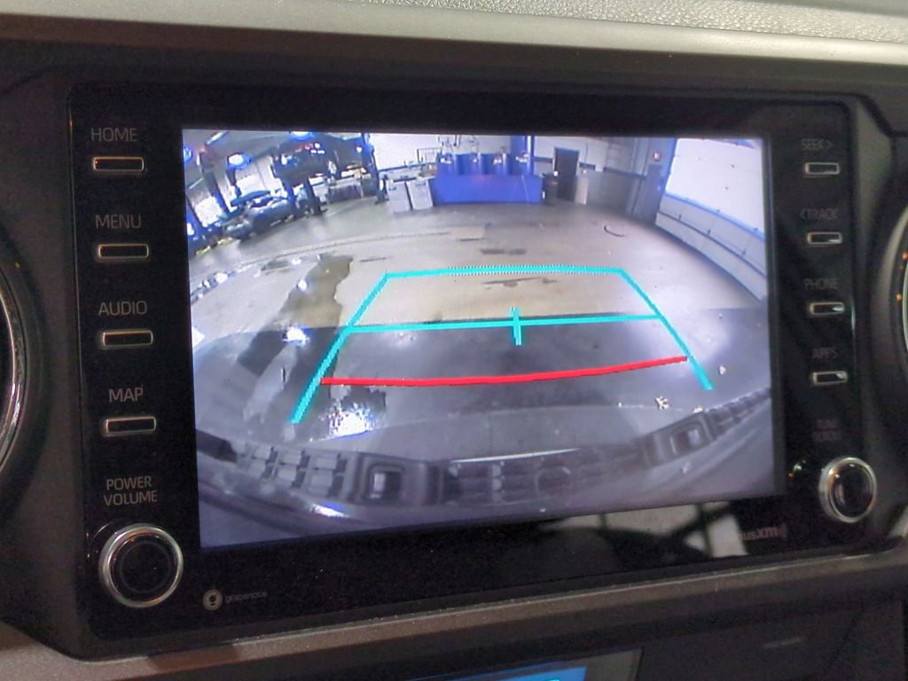 Used 2021 Toyota Tacoma TRD Off-Road image 32