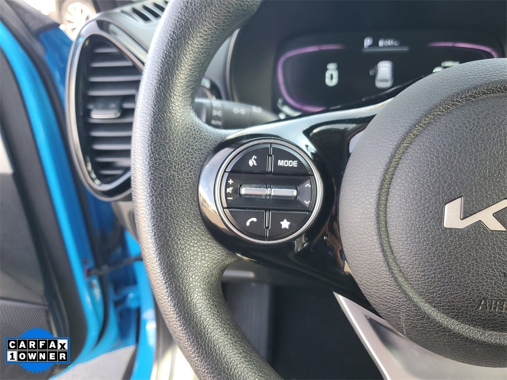 Used 2023 Kia Soul S image 22