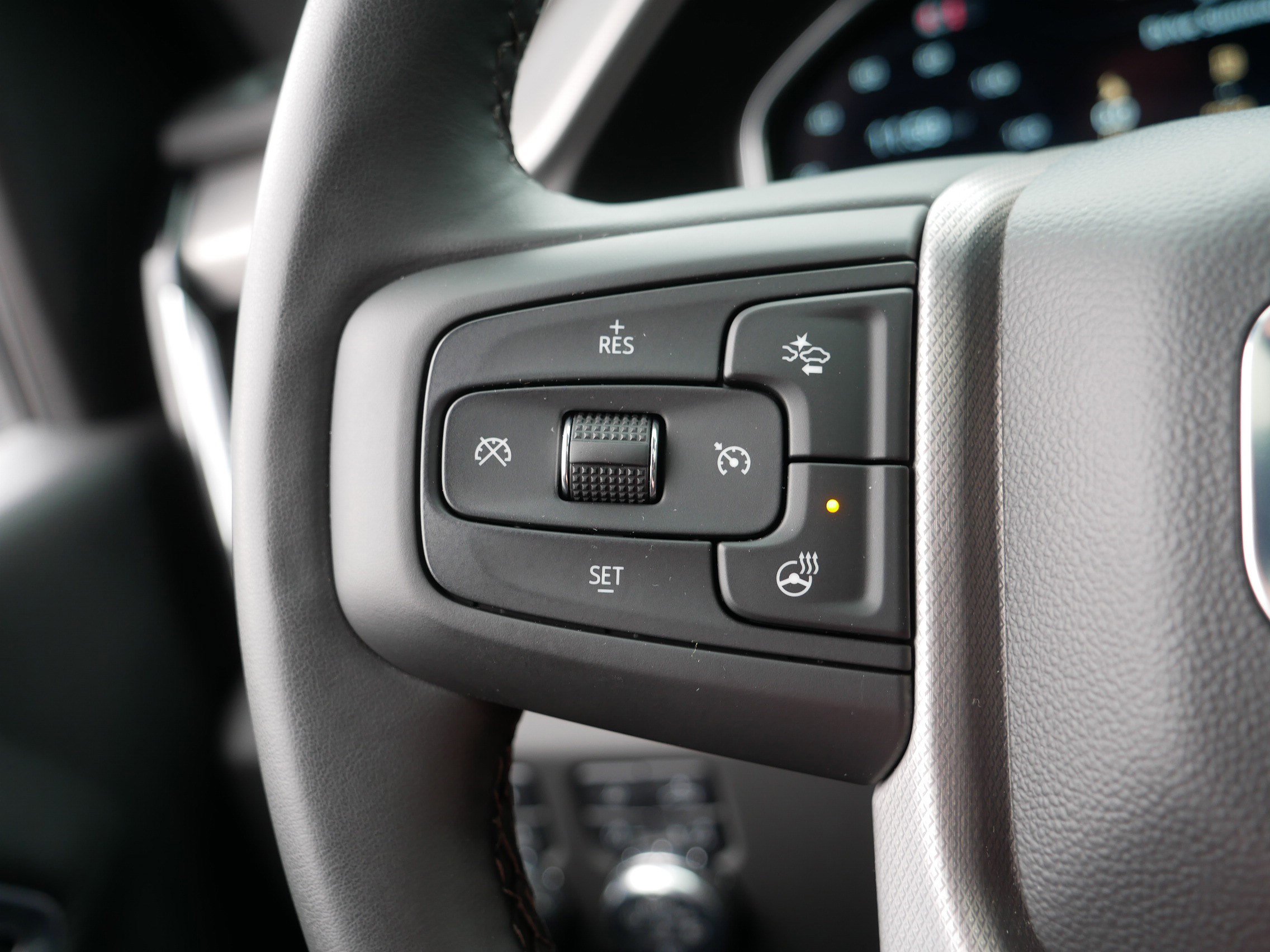 Used 2025 GMC Sierra 3500 Denali w/ Denali Reserve Package image 28