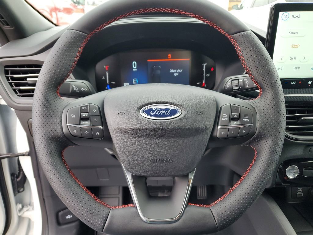 New 2026 Ford Escape ST-Line w/ Tech Pack #1 AWD/4WD image 19