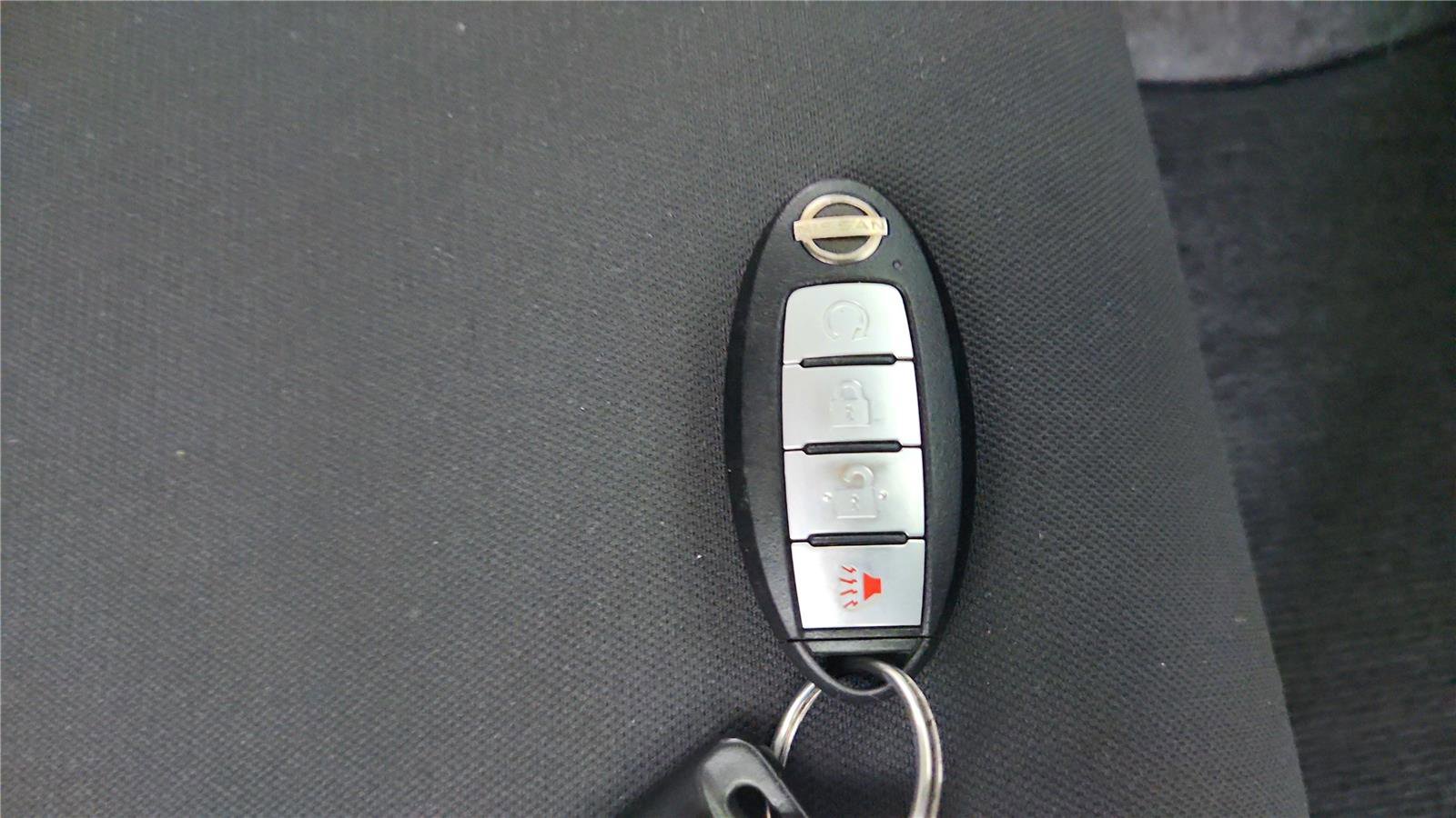 Used 2022 Nissan Frontier SV w/ Technology Package image 41