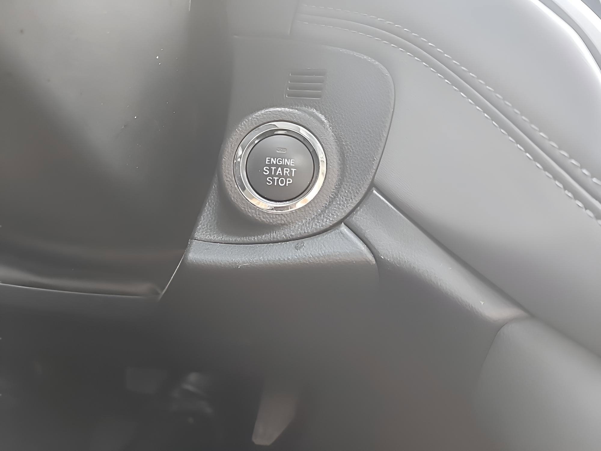 Used 2025 Subaru Outback Onyx Edition image 25