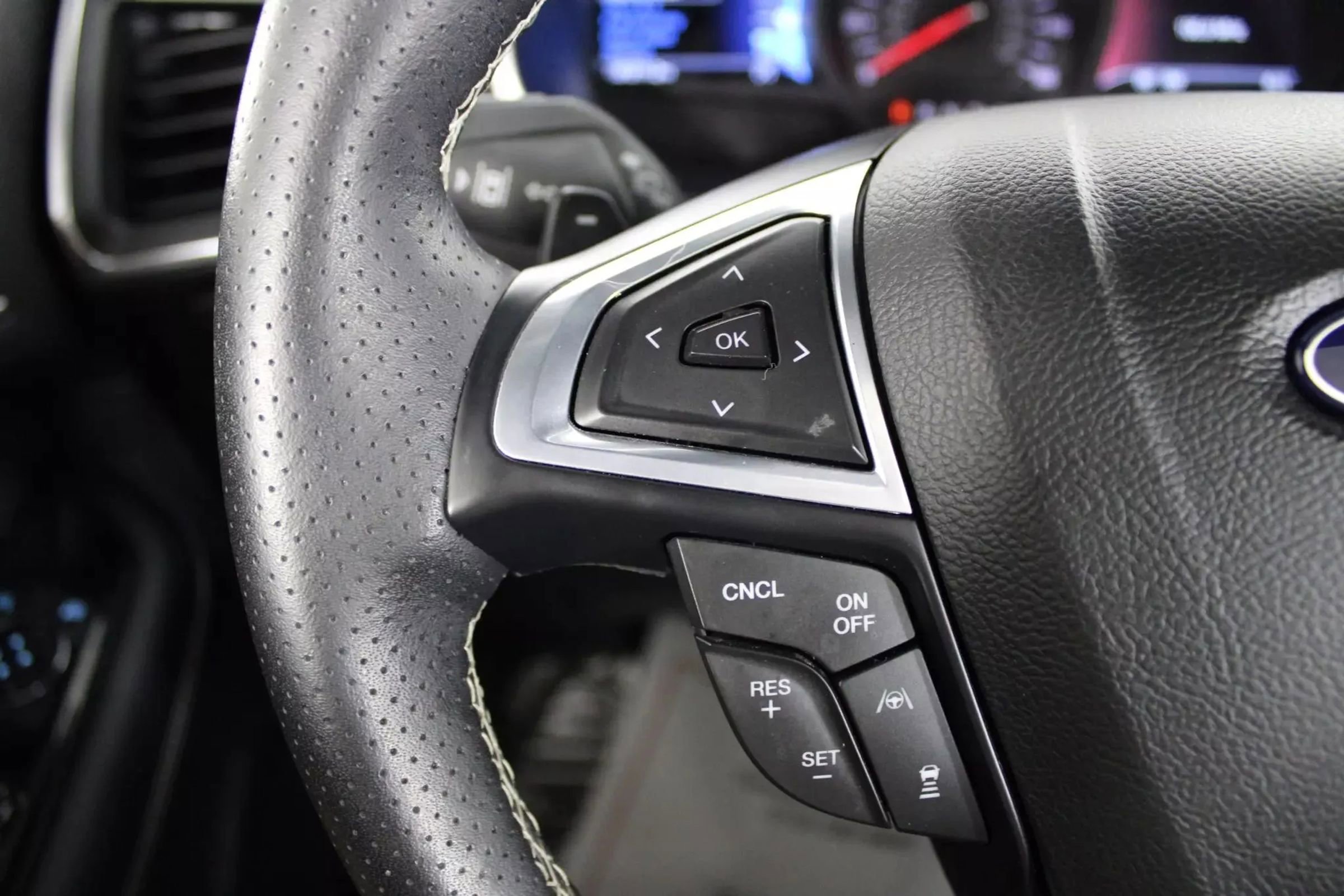 Used 2019 Ford Edge ST w/ Equipment Group 401A image 16