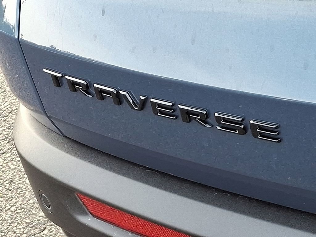 New 2026 Chevrolet Traverse LT image 11