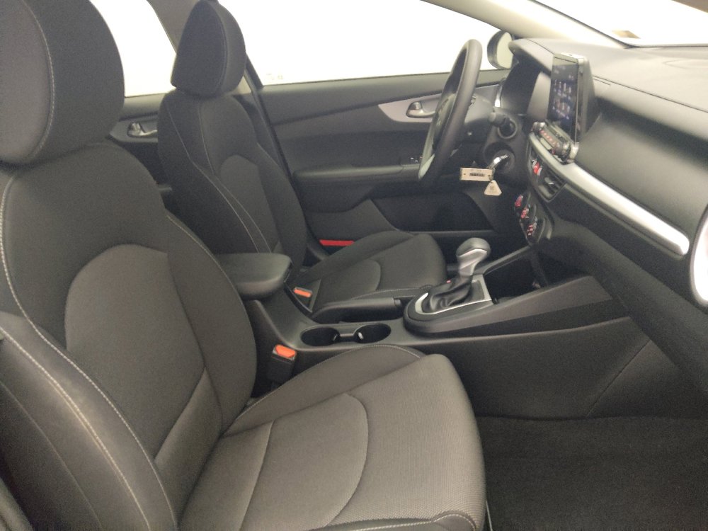 Used 2024 Kia Forte LX image 21