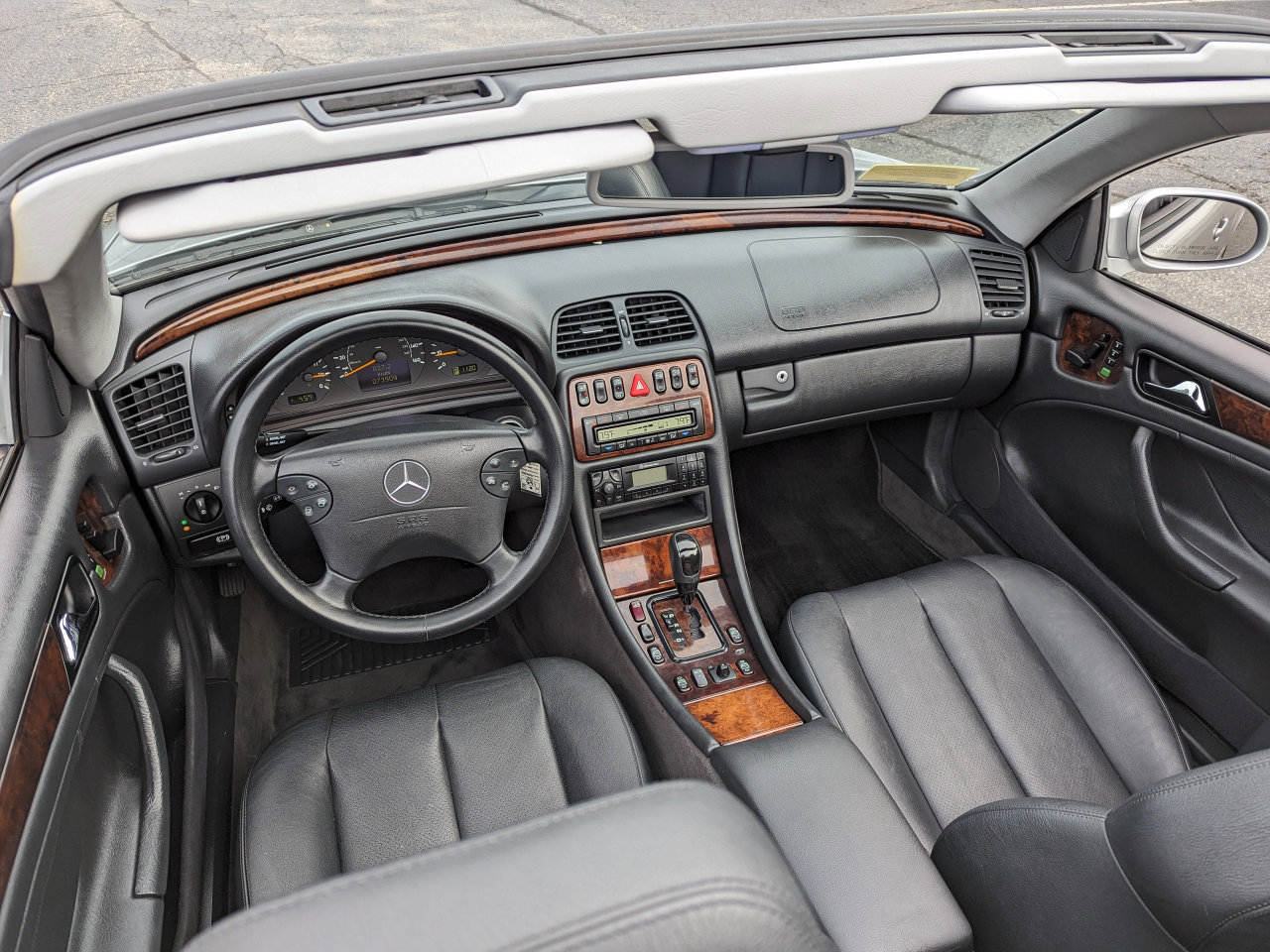 Used 2002 Mercedes-Benz CLK 320 2dr Cabriolet 3.2L image 41