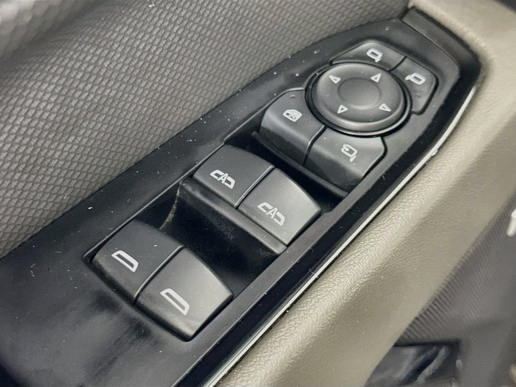 Used 2023 Chevrolet Silverado 1500 ZR2 w/ Technology Package AWD/4WD image 22