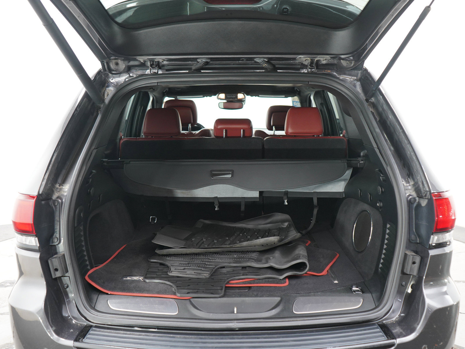 Used 2017 Jeep Grand Cherokee SRT AWD/4WD image 17