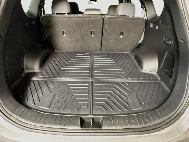 Used 2023 Hyundai Santa Fe SEL FWD image 34