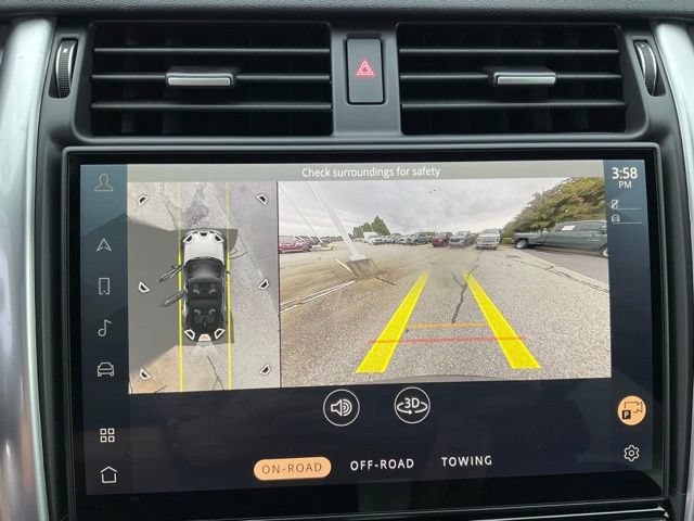 Used 2025 Land Rover Discovery Dynamic SE AWD/4WD image 15