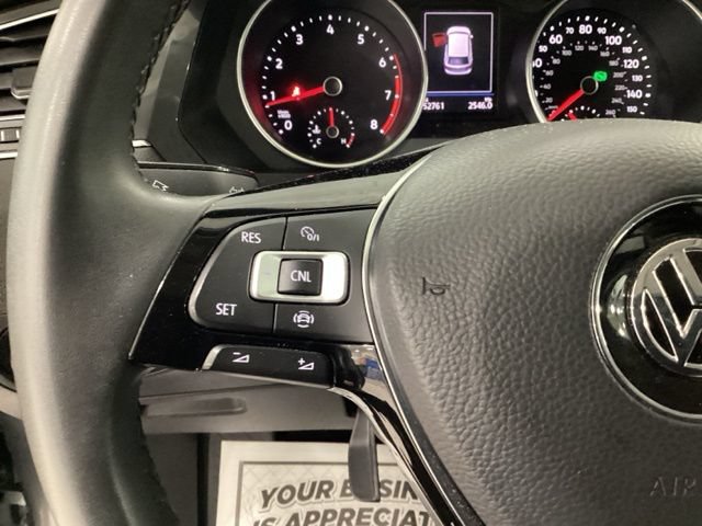Used 2020 Volkswagen Tiguan SE w/ Panoramic Sunroof Package AWD/4WD image 20