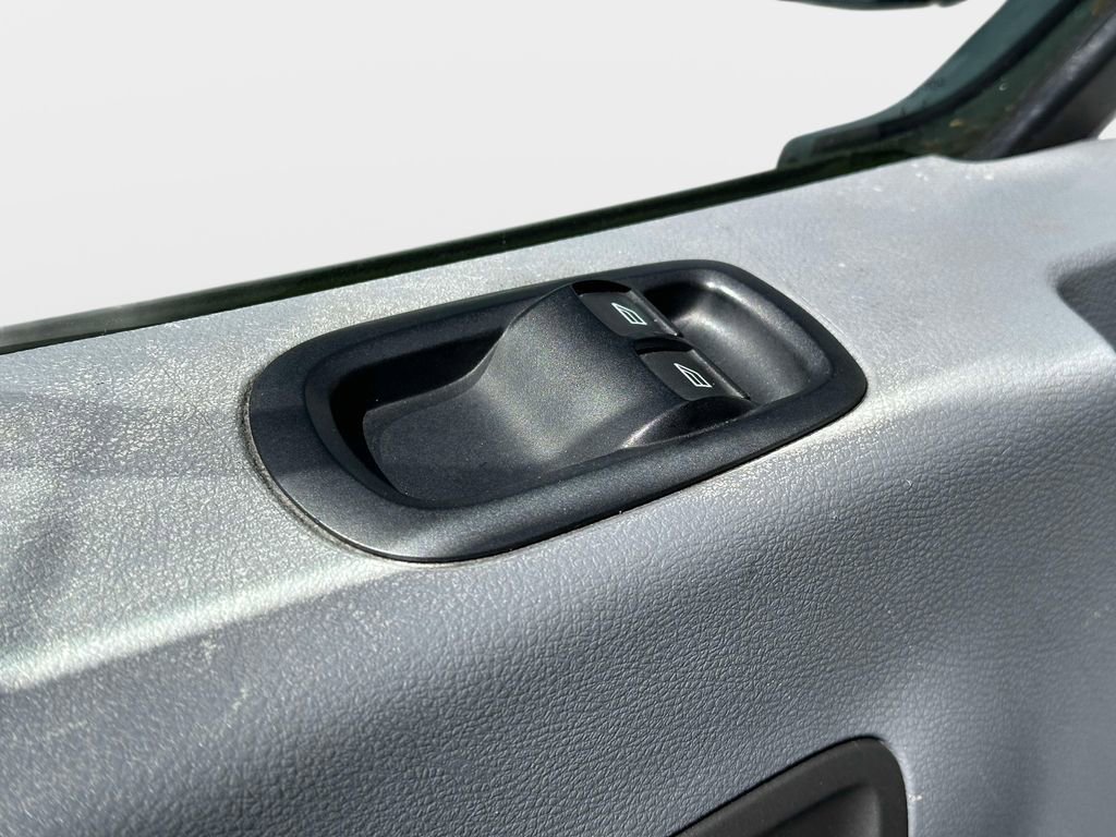 Used 2015 Ford Transit 250 130 Low Roof w/ Exterior Upgrade Package image 18