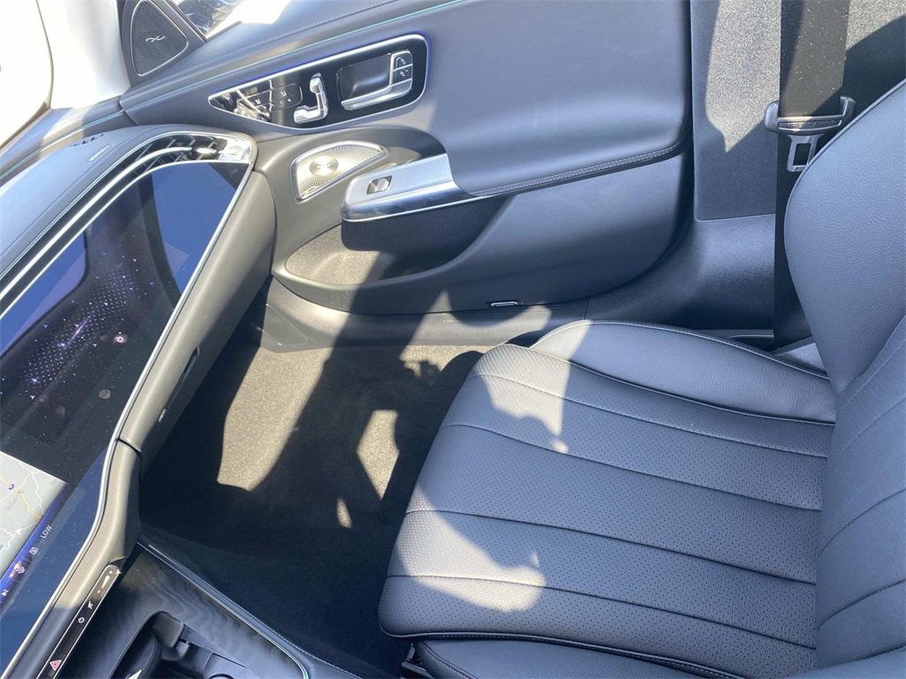 New 2025 Mercedes-Benz E 350 Sedan image 28