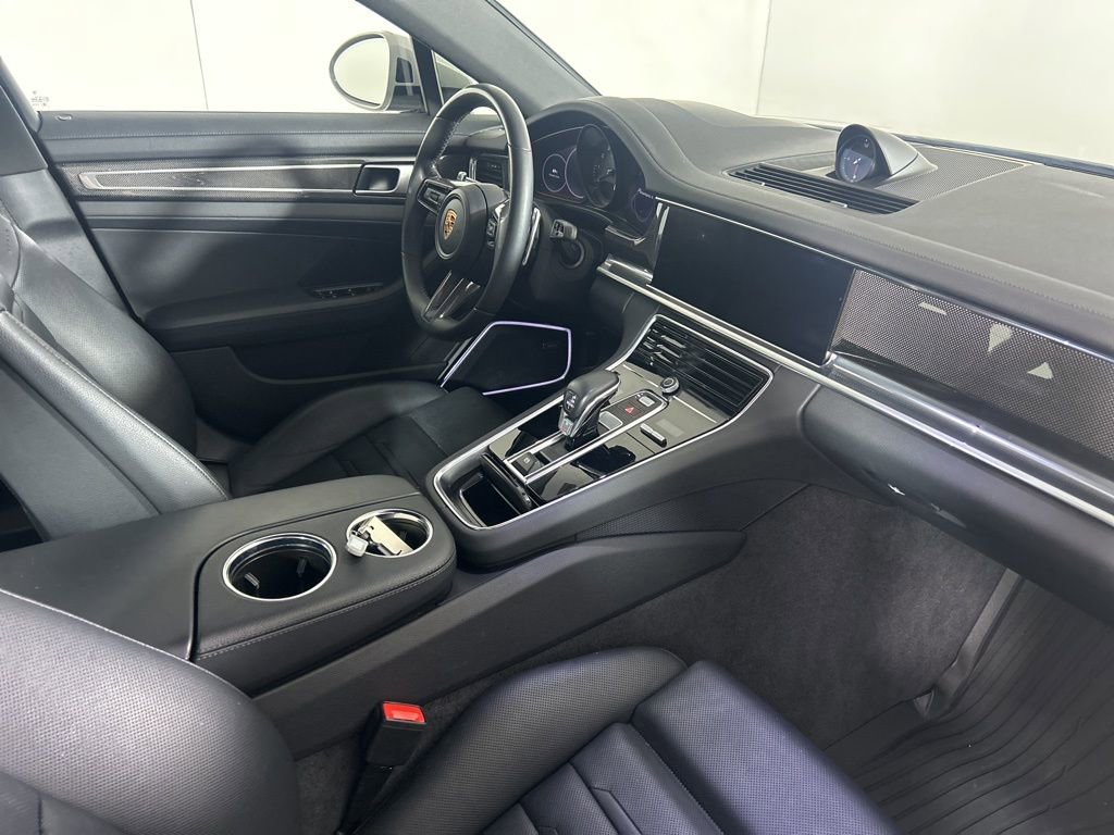 Certified 2023 Porsche Panamera 4 Platinum Edition image 13