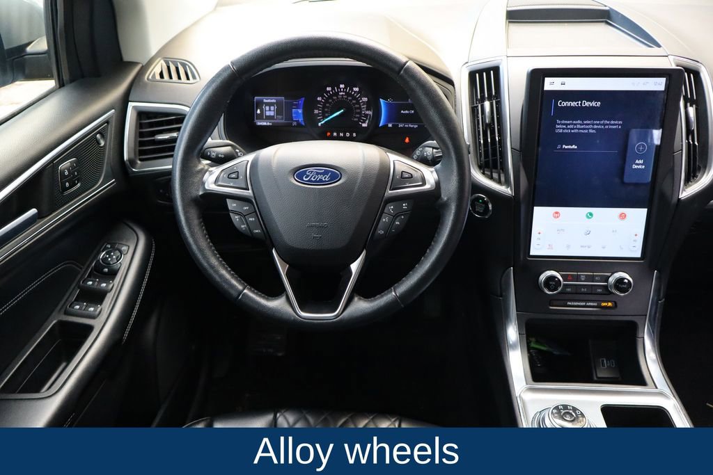 Used 2024 Ford Edge Titanium image 19