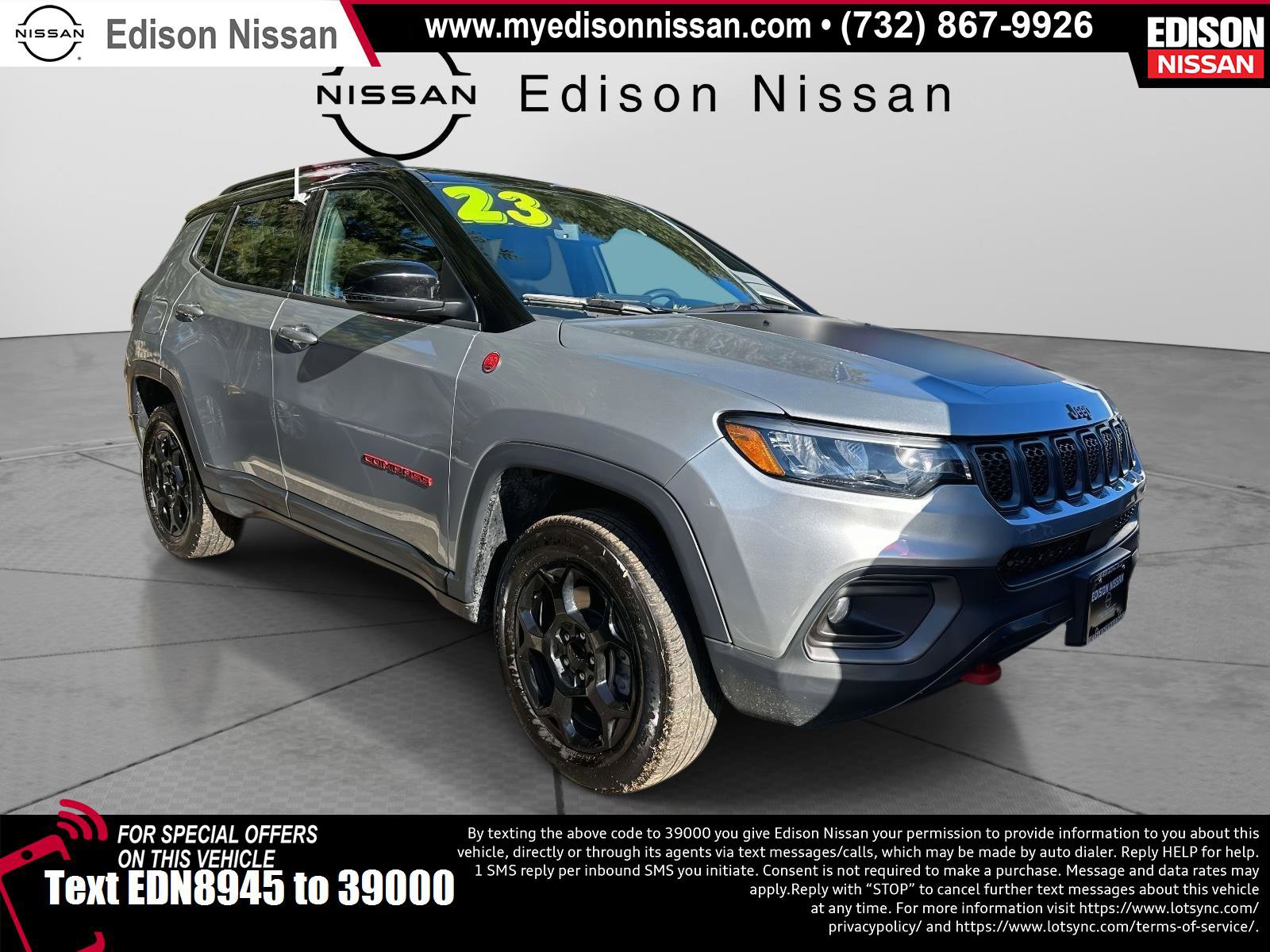 Used 2023 Jeep Compass Trailhawk image 1
