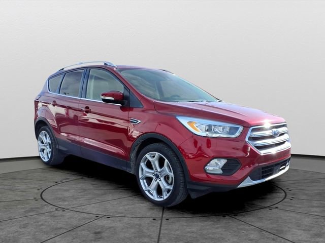 Used 2019 Ford Escape Titanium image 3
