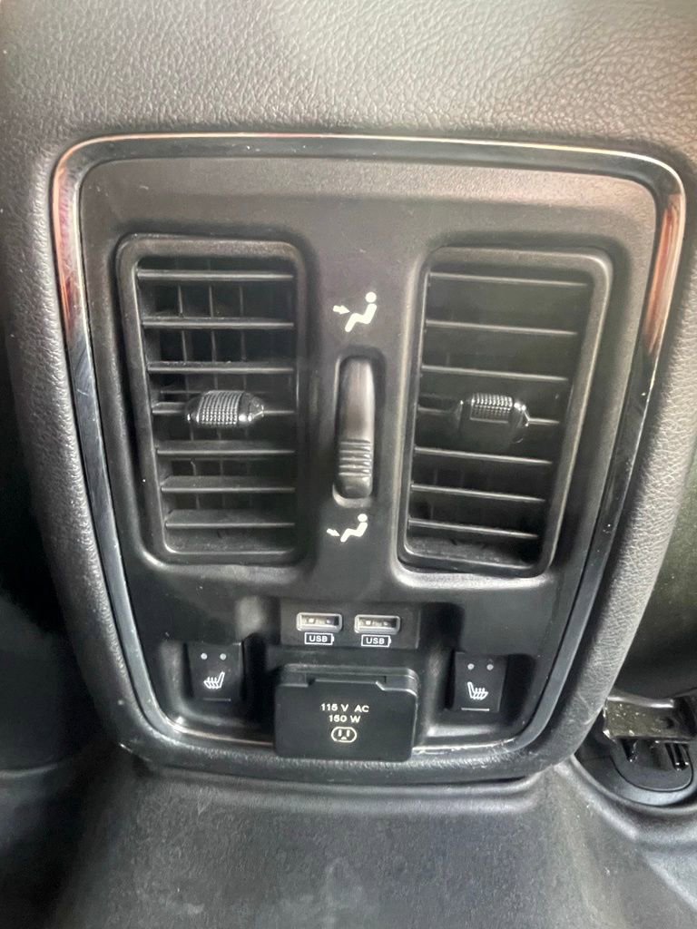 Used 2017 Jeep Grand Cherokee SRT image 17