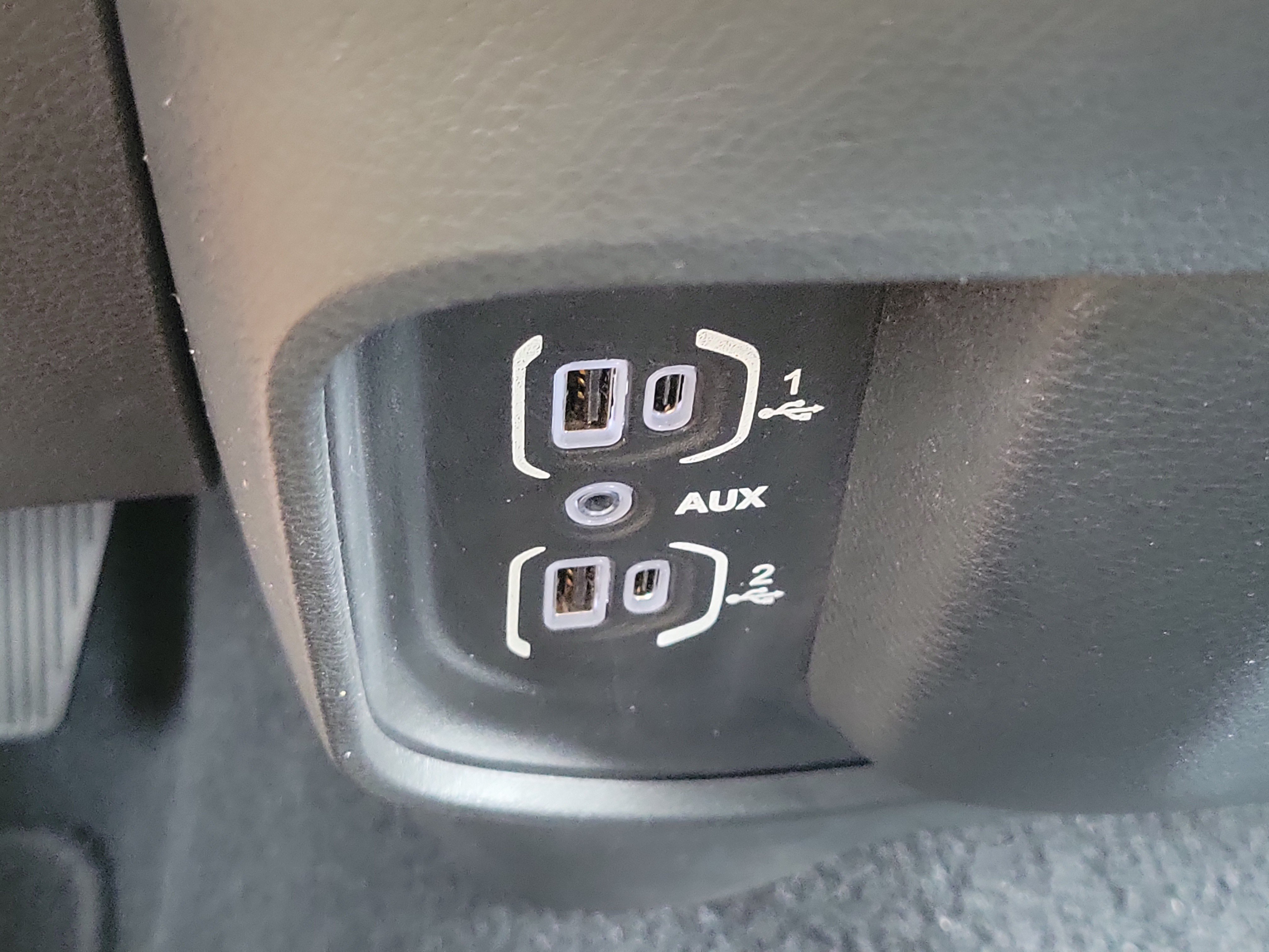 Used 2022 RAM 2500 Laramie AWD/4WD image 23