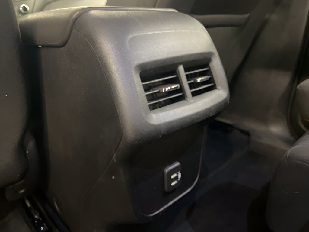 Used 2019 Chevrolet Equinox LT AWD/4WD image 19