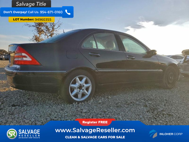Used 2002 Mercedes-Benz C 240 Sedan image 4