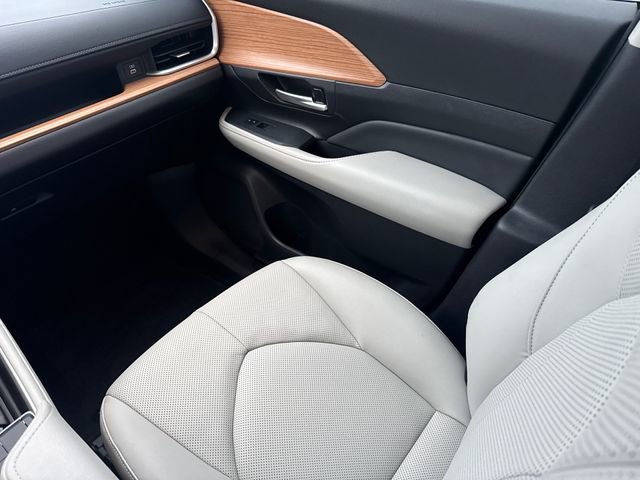Used 2026 Toyota Grand Highlander Limited image 16