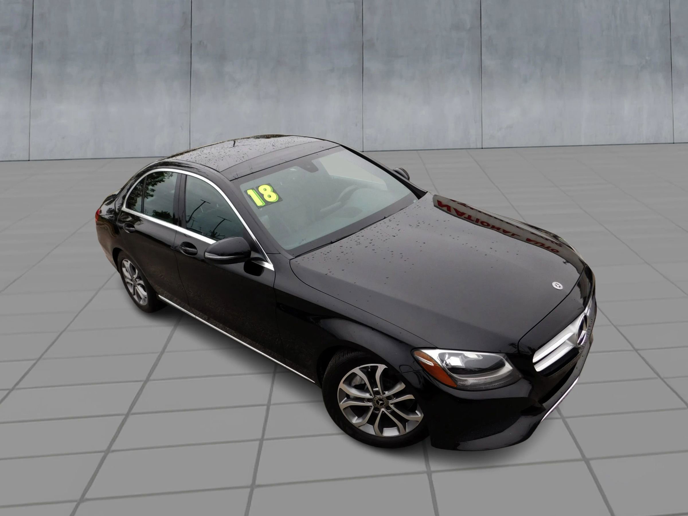 Used 2018 Mercedes-Benz C 300 Sedan image 2