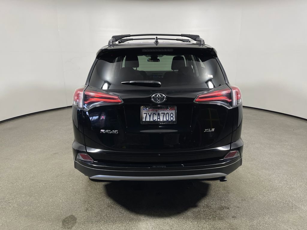 Used 2017 Toyota RAV4 XLE w/ Carpet Mat Package FWD image 4